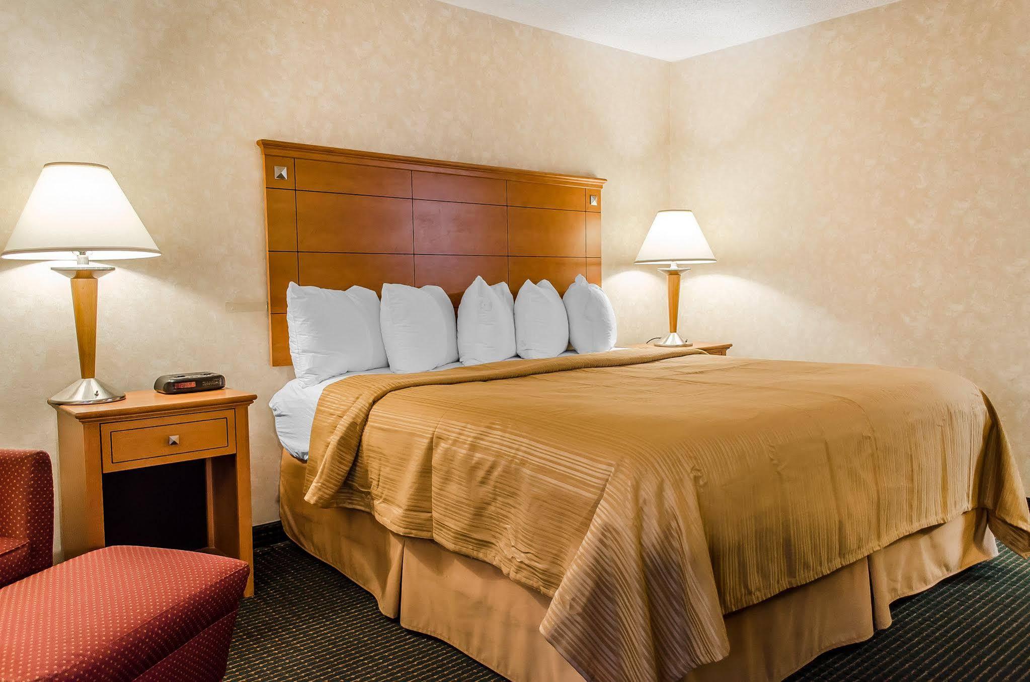 Quality Inn Harrisburg - Hershey Area Exterior foto